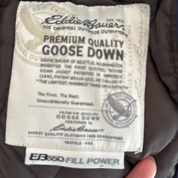 Eddie Bauer goose down quilted vest - Picture 4 of 8